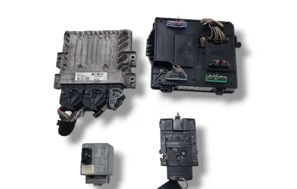 Renault Scenic III - Grand scenic III Engine ECU kit and lock set S180067137A 237100386R