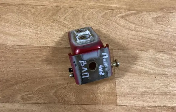 Peugeot 407 Front door upper hinge