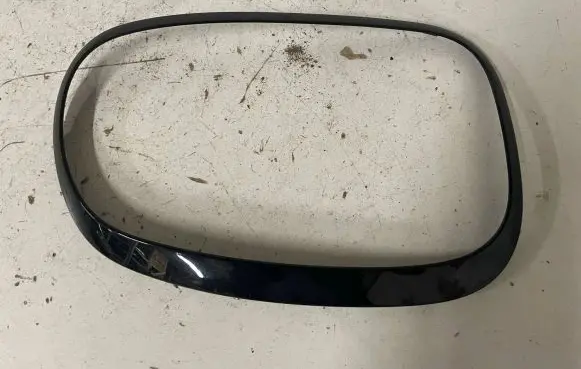 Mini Cooper Countryman R60 Rear/tail light trim molding 0344503