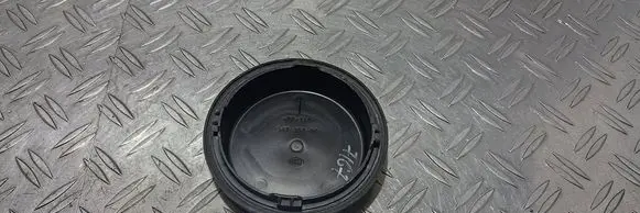 Mercedes-Benz E W211 Headlight/headlamp dust cover 14735300