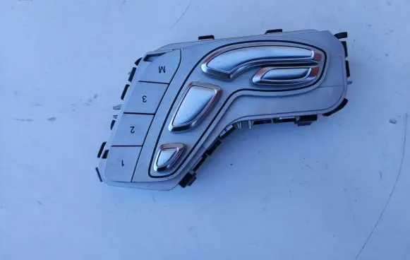Mercedes-Benz C W205 Seat control switch A2059057851