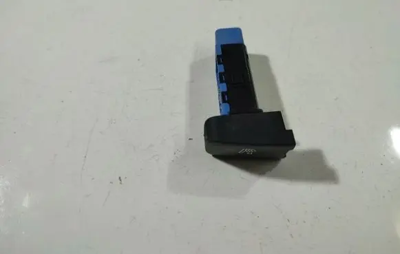 KIA Sportage Seat heating switch 202002962