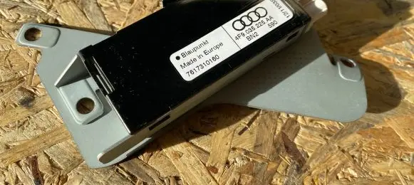 Audi A6 S6 C6 4F Antenna control unit 4F9035225AA 4F9035225