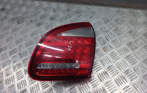 Porsche Cayenne (92A) Tailgate rear/tail lights 7P5945094L 7P5945094