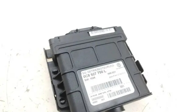 Volkswagen Touareg II Gearbox control unit/module 0C8927750L SAQD000842