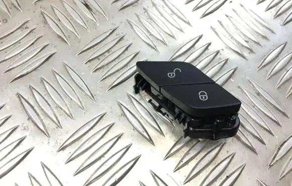 Mercedes-Benz E W238 Central locking switch button A2139059703
