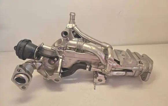BMW X3 F25 EGR valve cooler 8477660