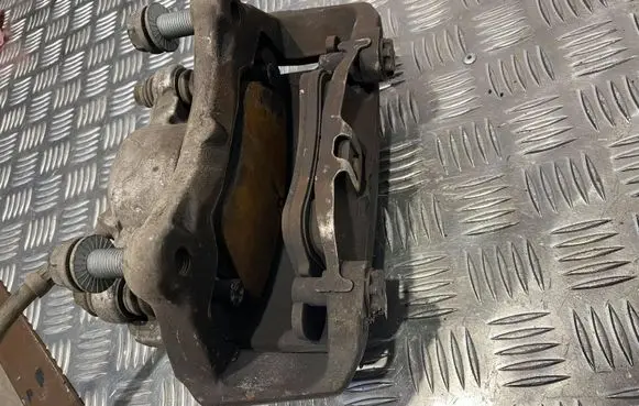 Audi Q5 SQ5 Front brake caliper 8R0106P