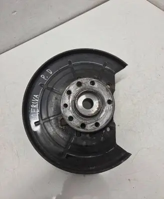 Opel Meriva B Front wheel hub 