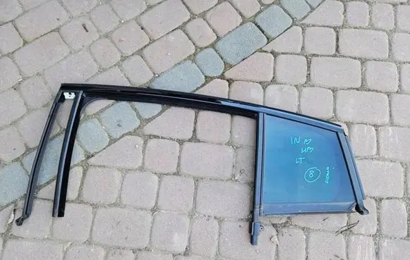 Opel Insignia B Sliding door window/glass 