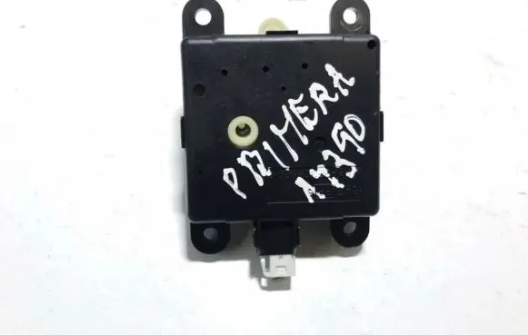 Nissan Primera Air flap motor/actuator 3t05030820 030311