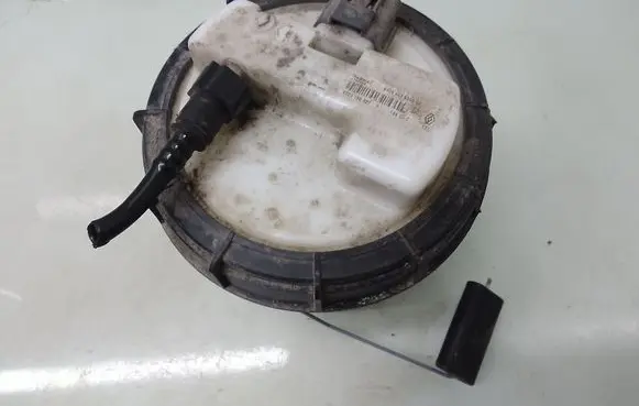Renault Modus In-tank fuel pump 8200195827