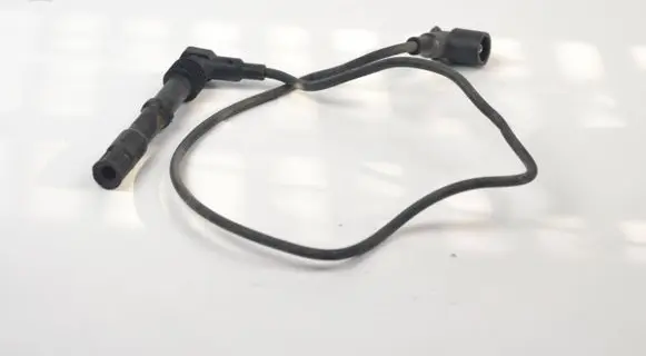 Audi 80 90 S2 B4 Ignition plug leads 0300332112