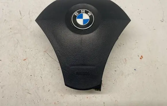 BMW 5 E60 E61 Steering wheel airbag 601718900 04B281LA03235