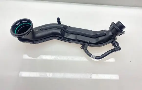 Intercooler hose/pipe
