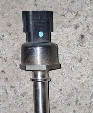 Renault Kadjar Fuel pressure sensor 166398000R