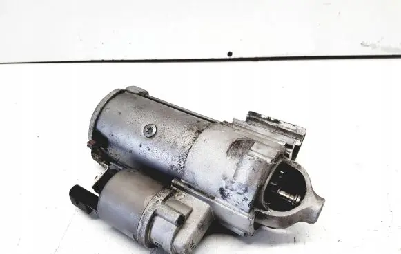 BMW 5 G30 G31 Starter motor 8671504
