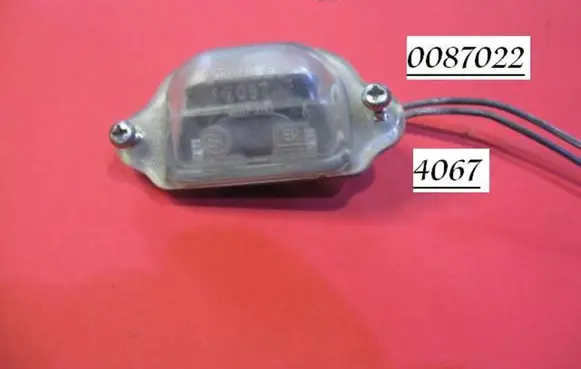 Mazda 626 Number plate light 0087022 4067