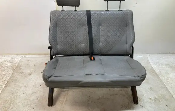 Volkswagen Transporter - Caravelle T4 Second row seats 