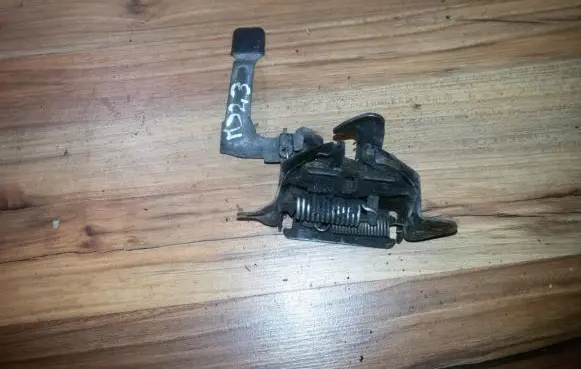 Mazda 323 Engine bonnet/hood lock/catch