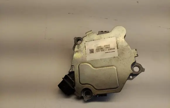 Toyota Yaris XP210 Camshaft vanos timing valve 1309025010 2351000862