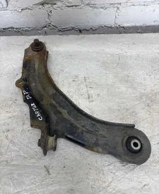 Renault Captur Front lower control arm/wishbone 