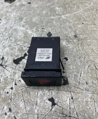 Seat Alhambra (Mk1) Hazard light switch 7M3953235 YM2113A350BAW