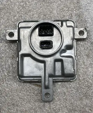 Audi A4 S4 B7 8E 8H Headlight ballast module Xenon 8K0941597E W003T22071