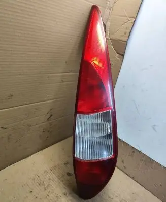Ford Mondeo Mk III Rear/tail lights 1S7113404C