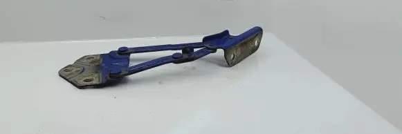 Volkswagen Caddy Engine bonnet/hood hinges 1T0823301