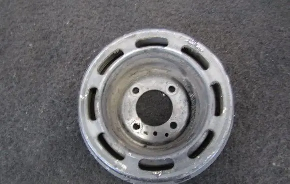 Mazda 323 Crankshaft pulley