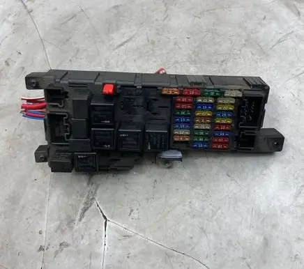 Volvo S60 Fuse module 8678449 518785100