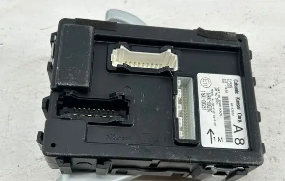 Nissan Juke I F15 Other control units/modules 284B11KA0D 116RI000281 116RAI000280