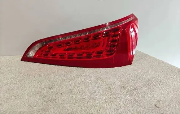 Audi Q5 SQ5 Rear/tail lights 8R0945094A AU416T2