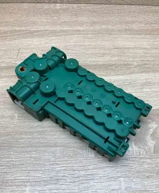 BMW 5 E39 Battery relay fuse 8387541 8387543