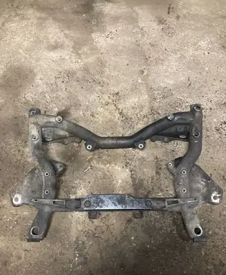 Mercedes-Benz C W204 Front subframe 2046280657 A2046280657