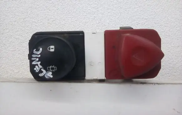 Hazard light switch