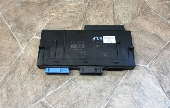 BMW Z4 E89 Central body control module 9229880