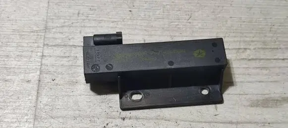 Jeep Cherokee Keyless system antenna P56046958AA