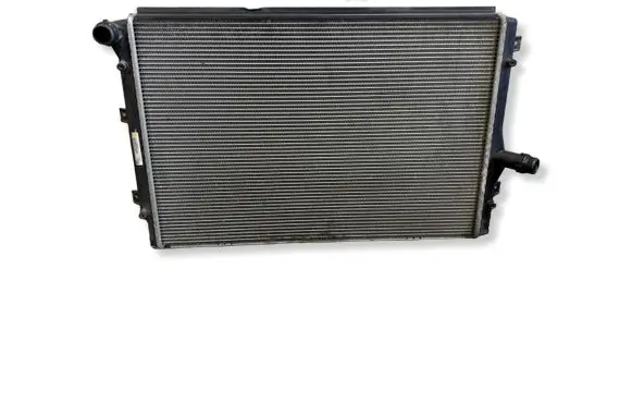 Volkswagen Touran II Coolant radiator 1K0121251DD