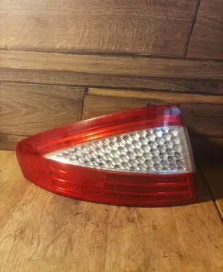 Ford Mondeo MK IV Rear/tail lights