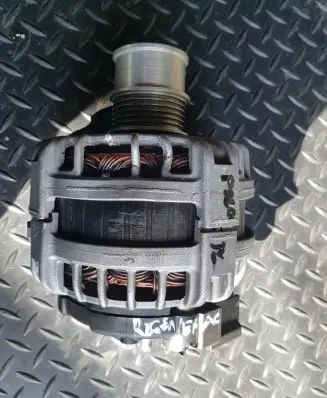 Volkswagen Polo VI Generator/alternator 05E903027B
