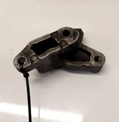 Mercedes-Benz C W203 Engine mounting bracket A6110782541