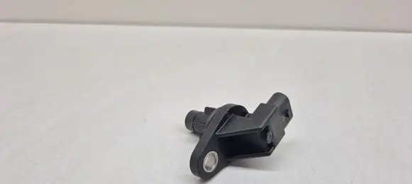 Mercedes-Benz C W204 Camshaft position sensor A6519050100 0232103107 16T123000898