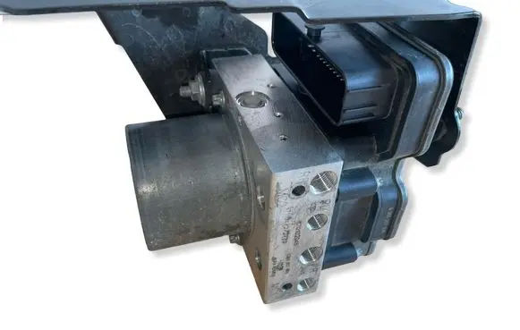 Maserati Ghibli ABS Pump 670102045