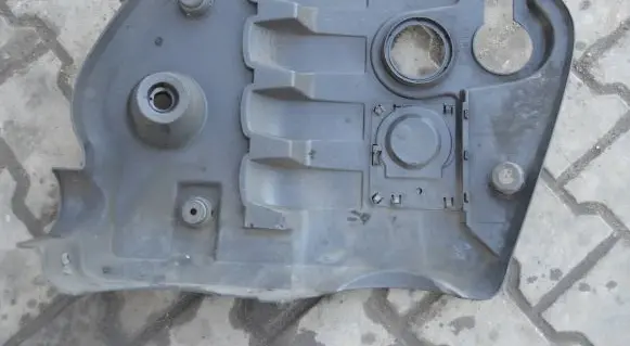 Audi A4 S4 B6 8E 8H Engine cover (trim) 038103925D 038103925ER 038103925BE