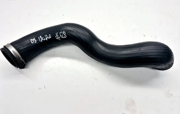 Volvo V70 Intercooler hose/pipe 30645937