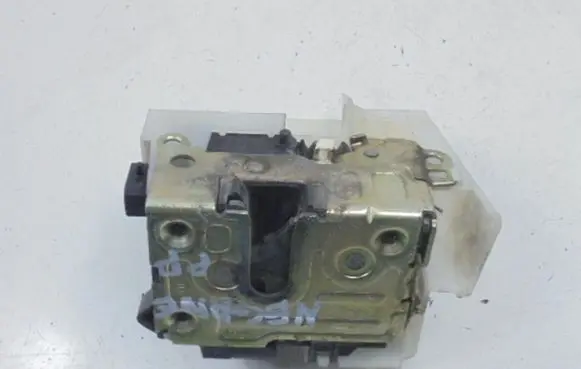 Renault Scenic I Front door lock