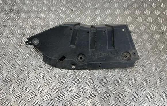Renault Megane IV Rear bumper underbody cover/under tray 748A02681R