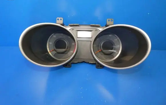 Hyundai ix35 Speedometer (instrument cluster) 94009-2Y800 140809